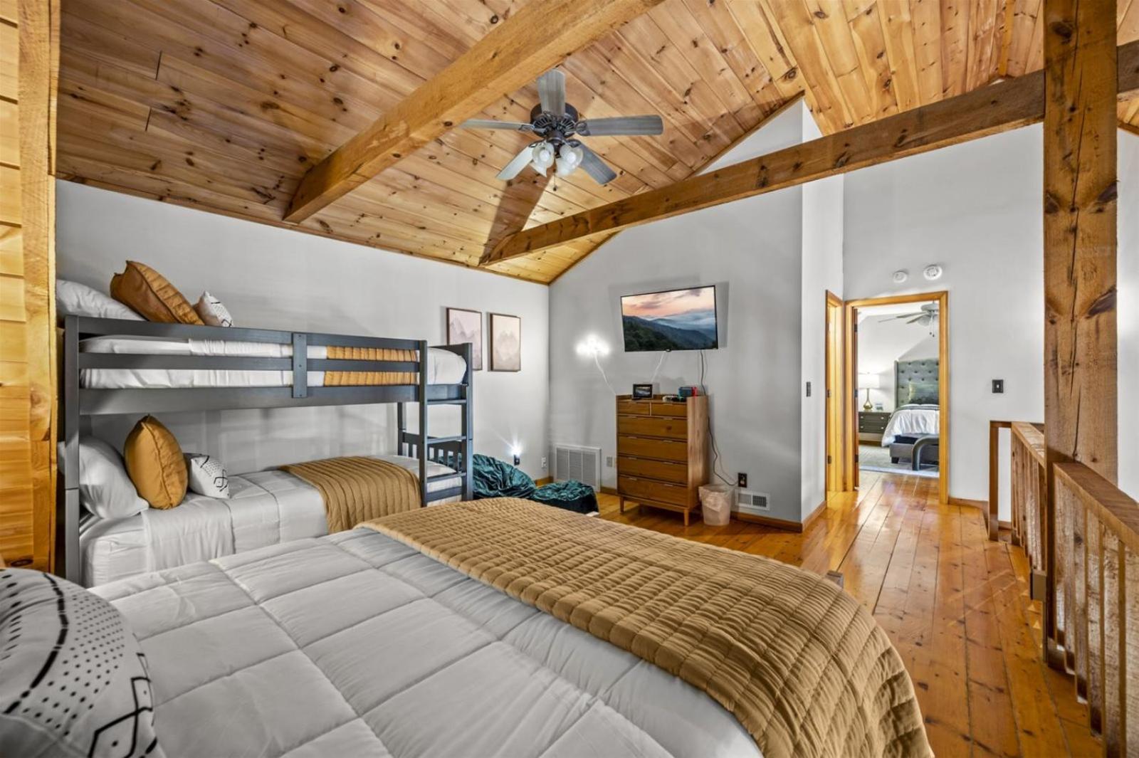 Hidden Star Hideaway-Blackberry Farm-Smoky Mtn Nat Park-Hot Tub- Fire Pit- Fenced Yard- Pet Friendly Walland Экстерьер фото