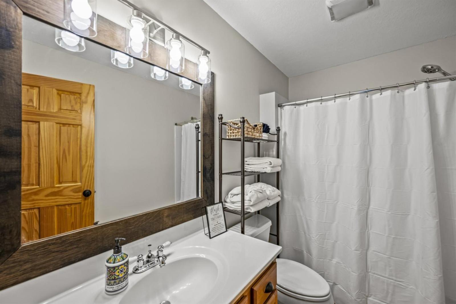 Hidden Star Hideaway-Blackberry Farm-Smoky Mtn Nat Park-Hot Tub- Fire Pit- Fenced Yard- Pet Friendly Walland Экстерьер фото