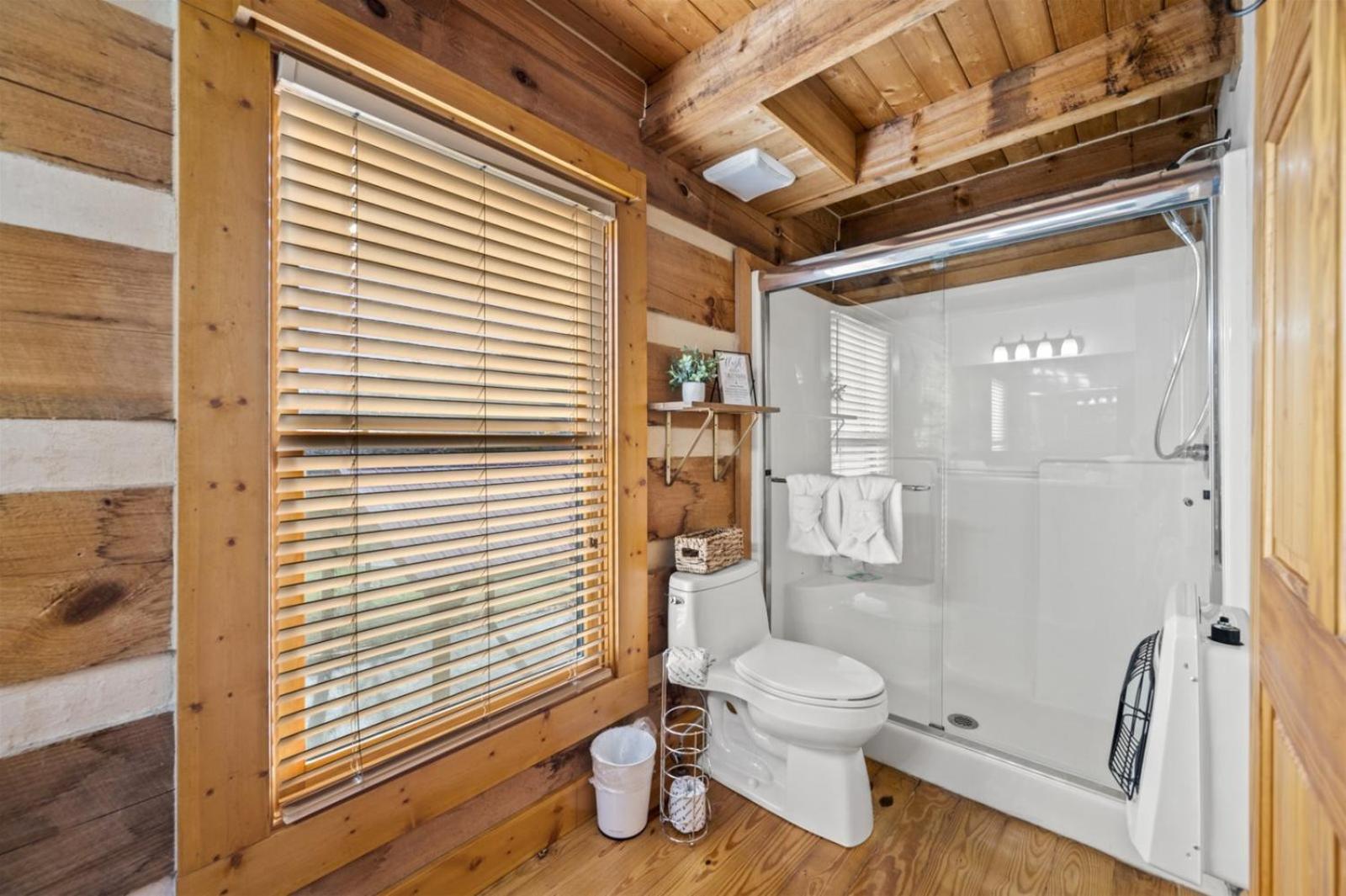 Hidden Star Hideaway-Blackberry Farm-Smoky Mtn Nat Park-Hot Tub- Fire Pit- Fenced Yard- Pet Friendly Walland Экстерьер фото